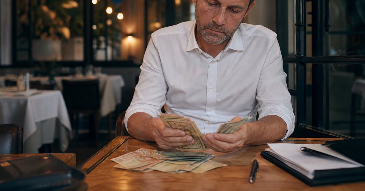 How do you reconcile the till at end of day without a long headache?